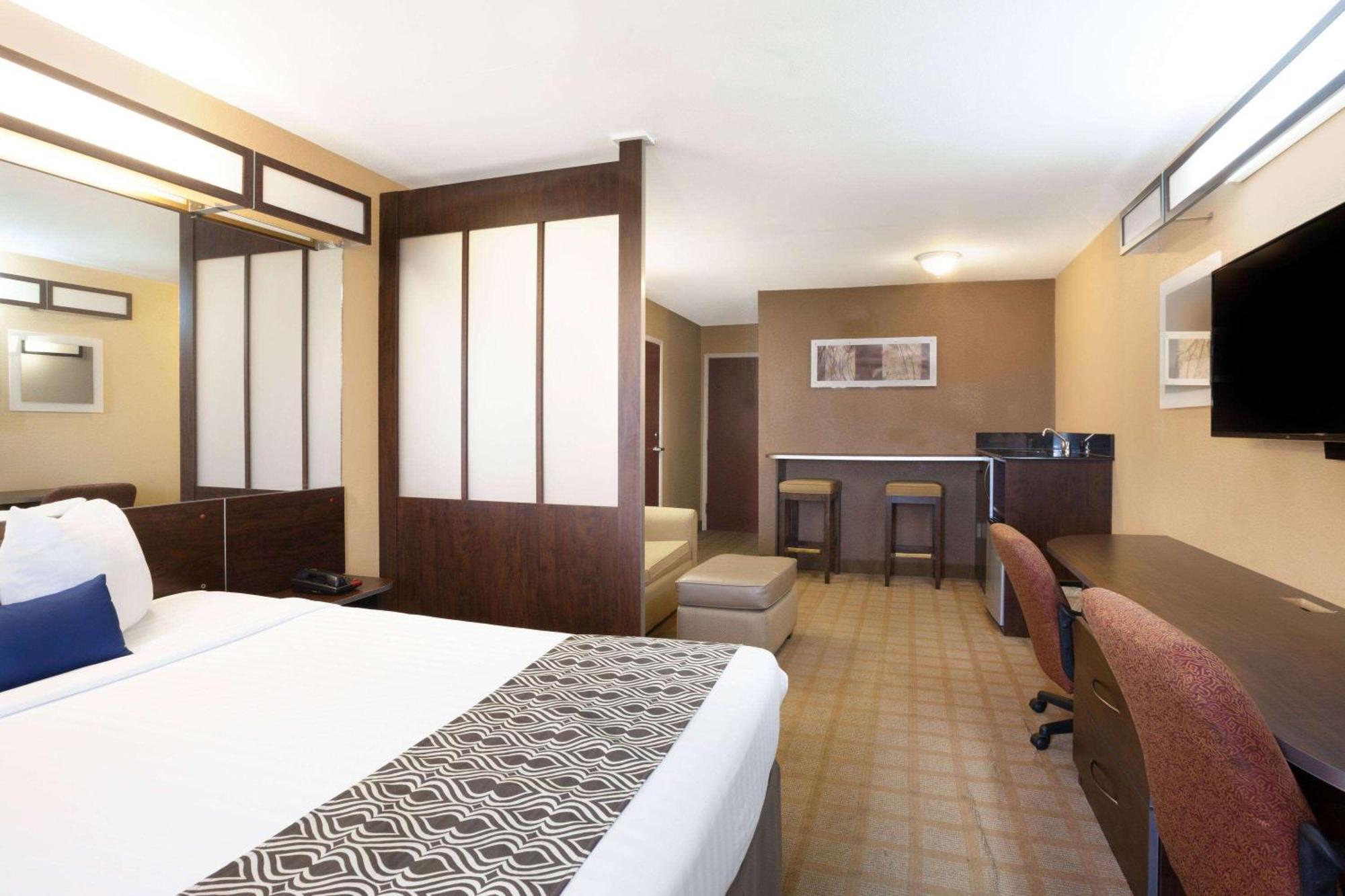 Microtel Inn And Suites לאפאייט מראה חיצוני תמונה