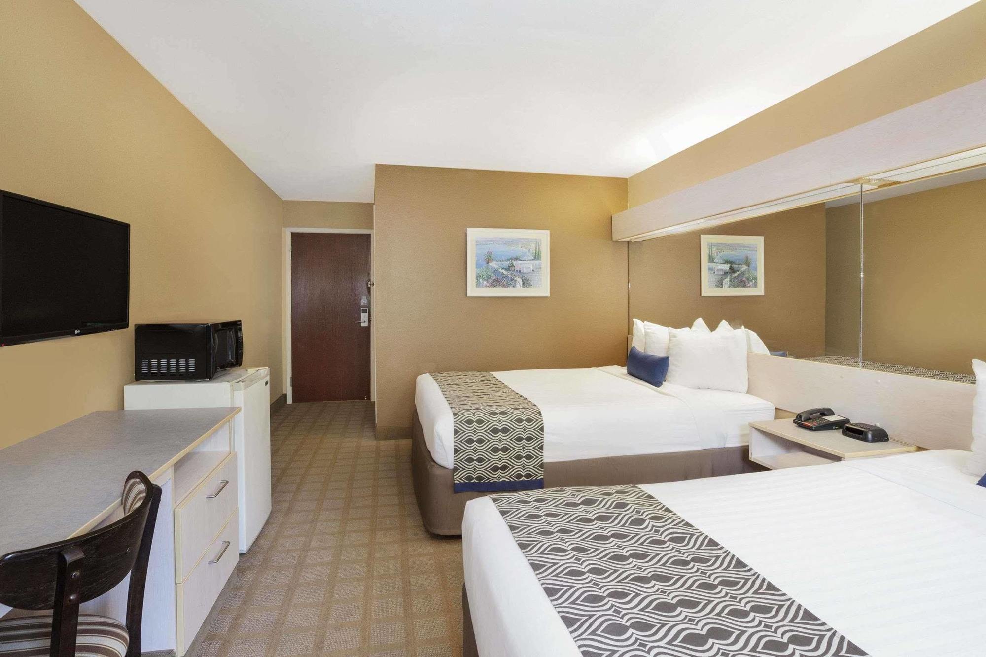 Microtel Inn And Suites לאפאייט מראה חיצוני תמונה